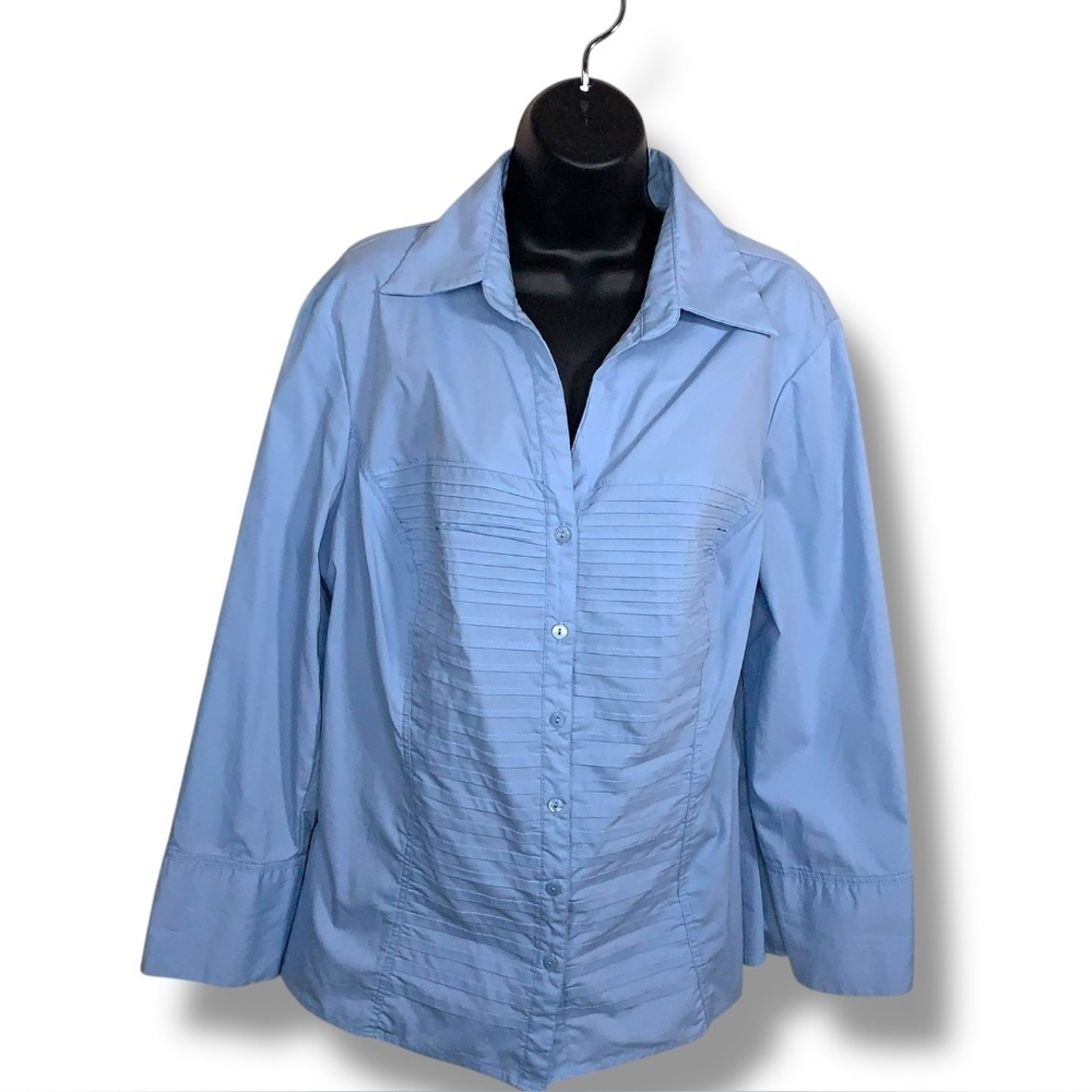 NWOT XL Signature By Larry Levine Pastel Blue Long Sleeve Button Up Top Stretch